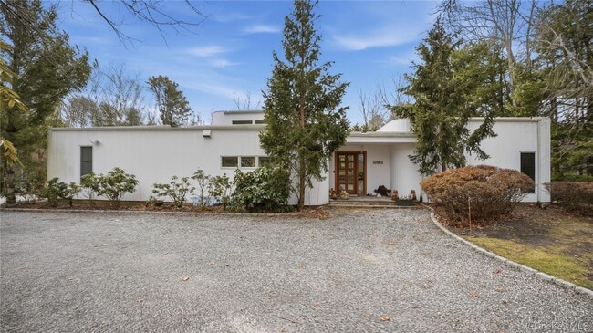 Building Photo - 15 Blueberry Ln