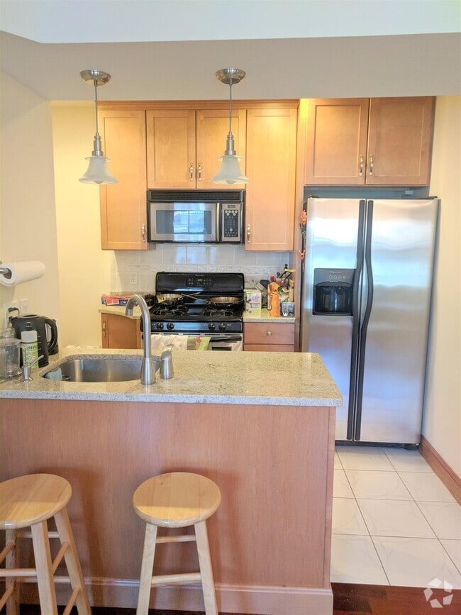 Building Photo - 210 Prospect St Unit 3 Rental