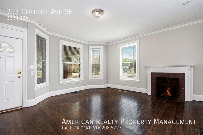 Photo - 753 College Ave SE
