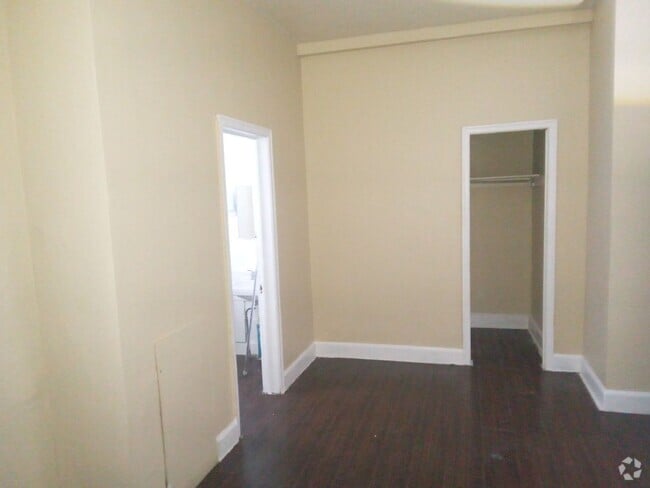 Building Photo - 42 N. 8th Street Unit 1R Rental