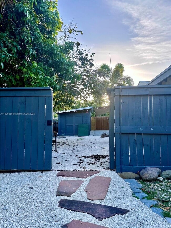 Photo - 19120 SW 128th Ct Unit 19120