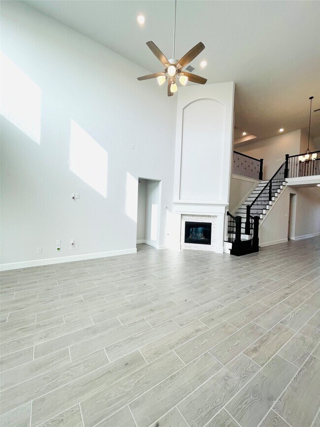 Photo - 596 Santa Rosa Hls Dr