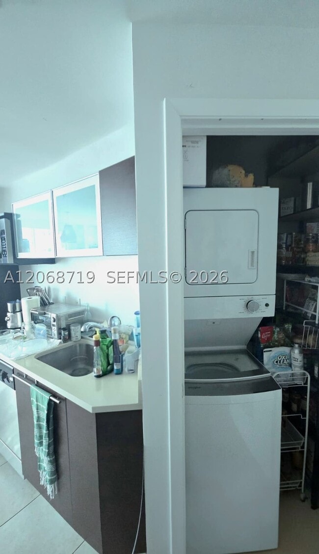 Photo - 1900 N Bayshore Dr Unit 2405