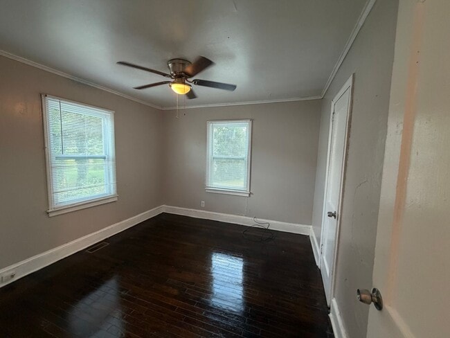 Photo - 410 Blacksnake Rd
