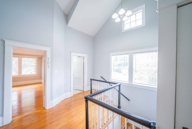 Photo - 314 Martin Luther King Jr Blvd