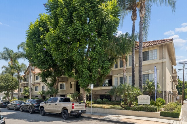Building Photo - Craner Villa