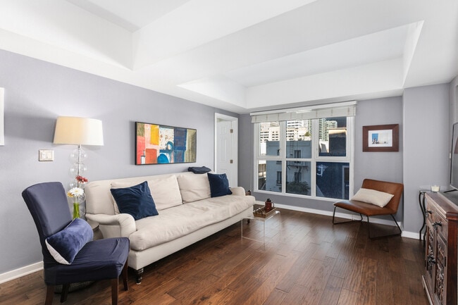 Photo - 875 G St Unit 302