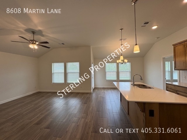 Photo - 8608 Martin Ln