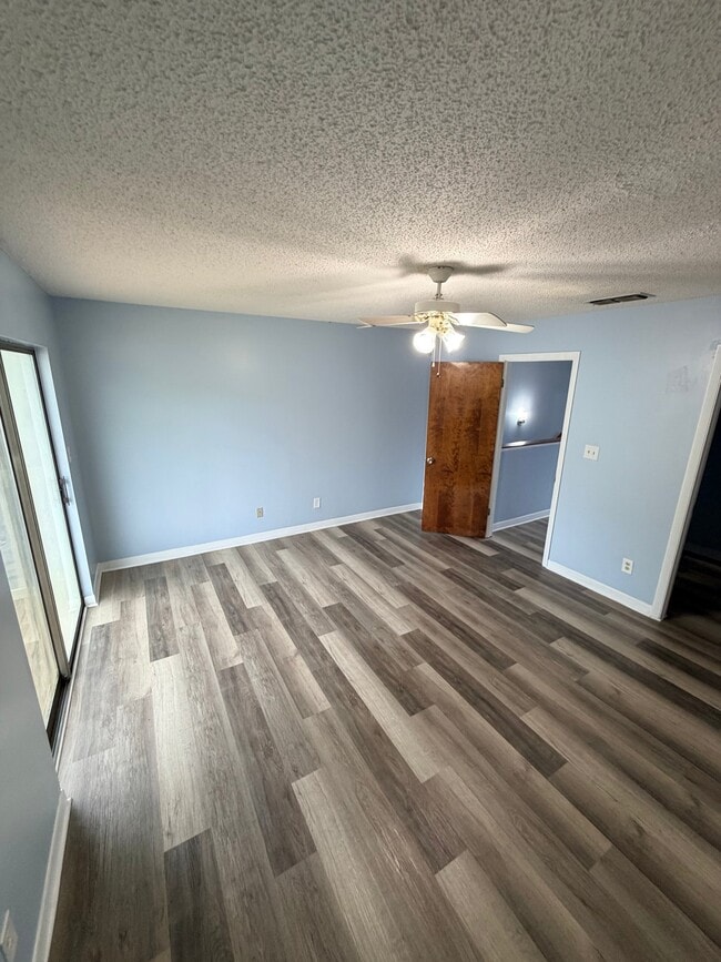 Photo - 109 Davenport Rd