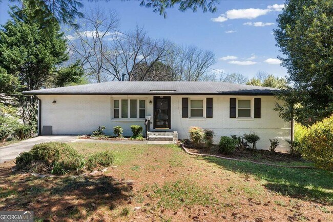 Photo - 2815 Carolyn Dr