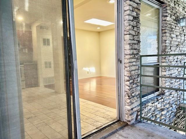 Photo - 2800 Cole St Unit C204