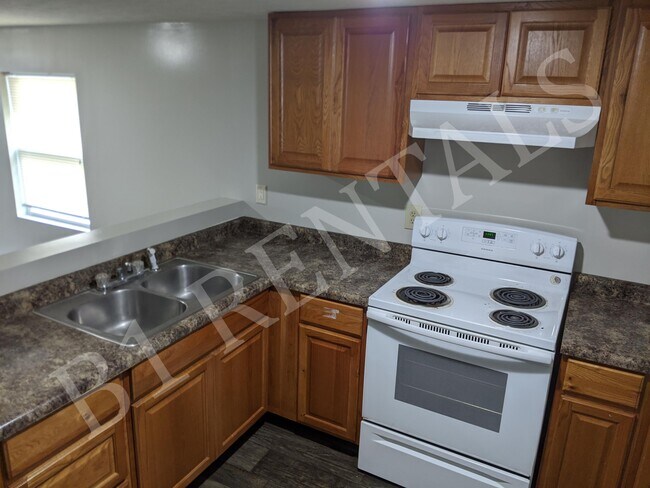 Photo - 713 W Laurel St