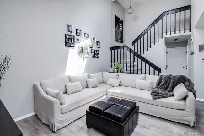 Building Photo - 2862 W Long Dr Unit D