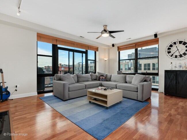 Photo - 1260 W Washington Blvd Unidad 308