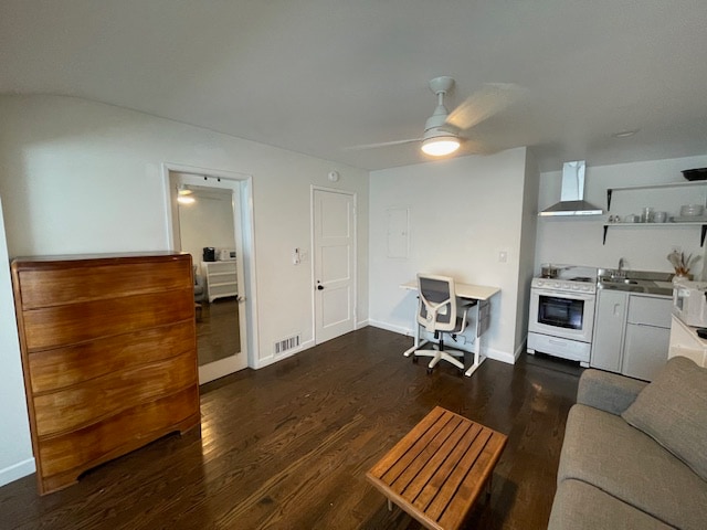 Photo - 4220 Cerritos Ave Casa