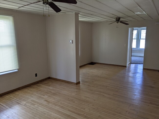 Photo - 326 E Hickory St
