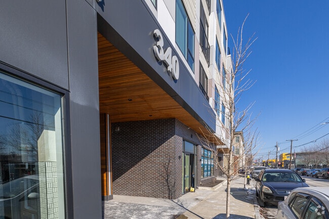 Legacy Apartments at Bremen Park