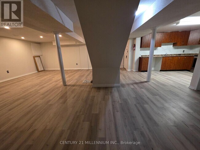 Photo - 30 Wexford Rd