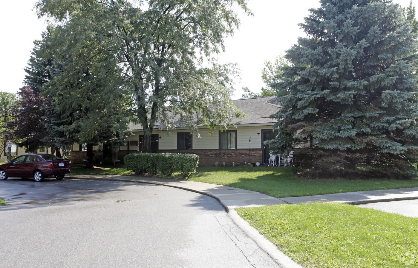 Photo - Harbour Oaks