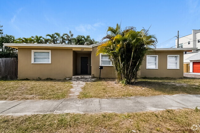 Building Photo - 117 27th St S Rental