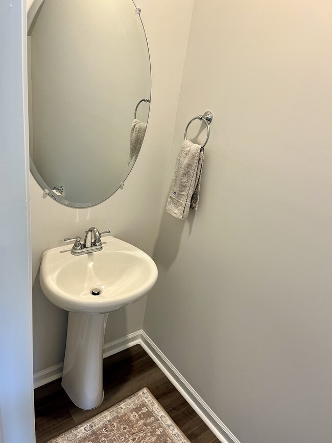 Photo - 3825 Sunset Harbor Rd SE