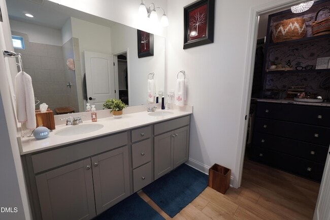 Photo - 108 Providence Crk Dr