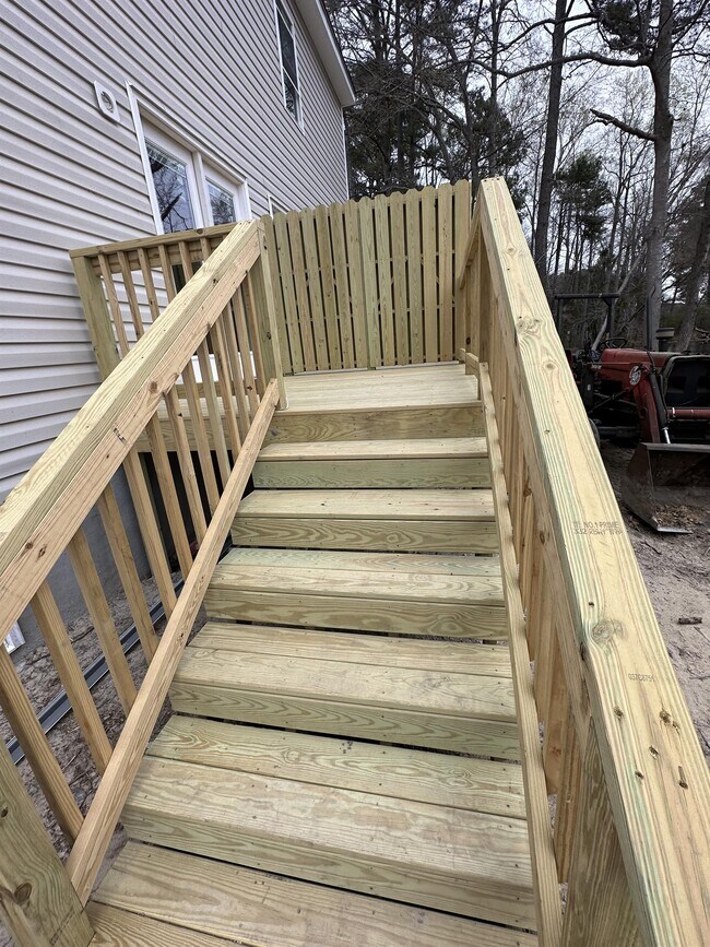 Photo - 157 N Clarendon Dr