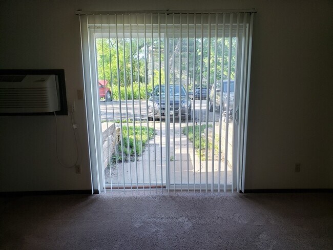 Photo - 921 Emmons St Unidad 4