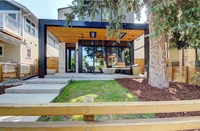 Luxury Living in the heart of Platte Park,... - Luxury Living in the heart of Platte Park,... House
