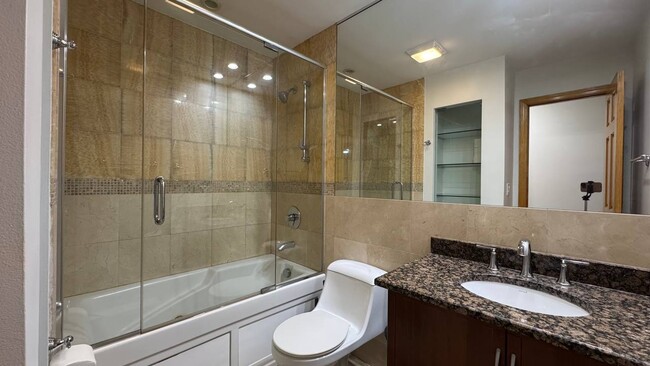 Photo - 1650 Mill St Unidad 206