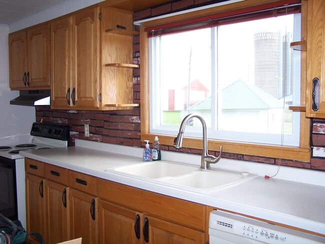 Kitchen with Stove