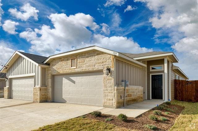 Building Photo - 729 Fallow Dr Rental