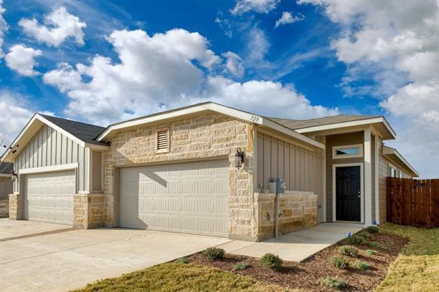 Building Photo - 729 Fallow Dr Rental