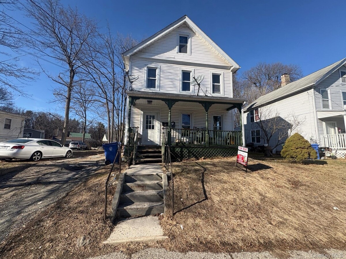 Photo - 203 W Main St Unit 2