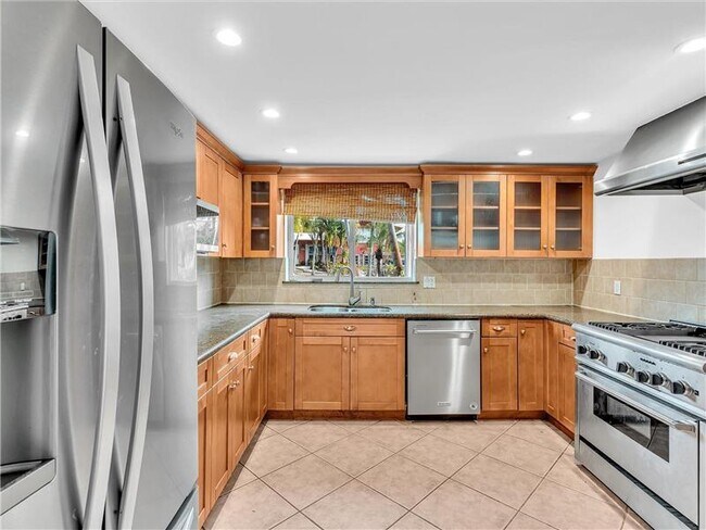 Photo - 2507 Okeechobee Ln