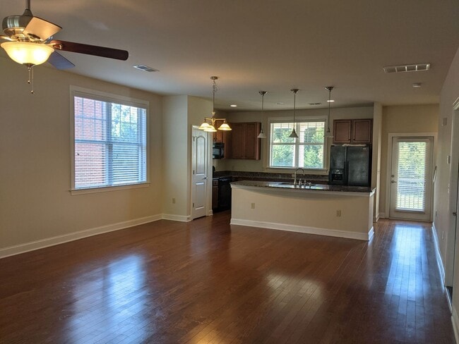 Photo - 3 Bedroom End Unit with Garage!