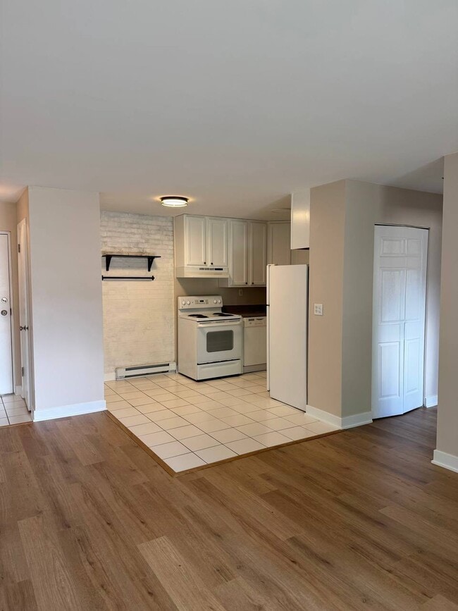 Photo - 7428 Washington St Unit 305