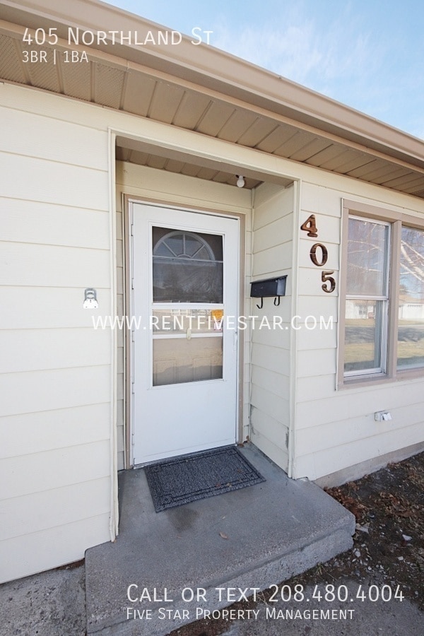 Photo - 405 Northland St