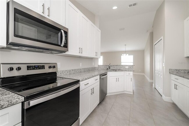 Photo - 419 Britten Dr