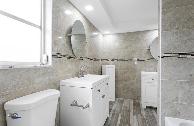 Photo - 9200 Chantilly Ln