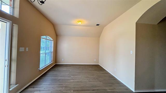 Photo - 2007 Walnut Hills Ln