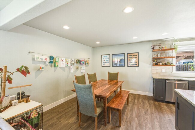 Photo - Bright & Spacious 4-Bedroom Haven Just Minutes from Leavenworth Village