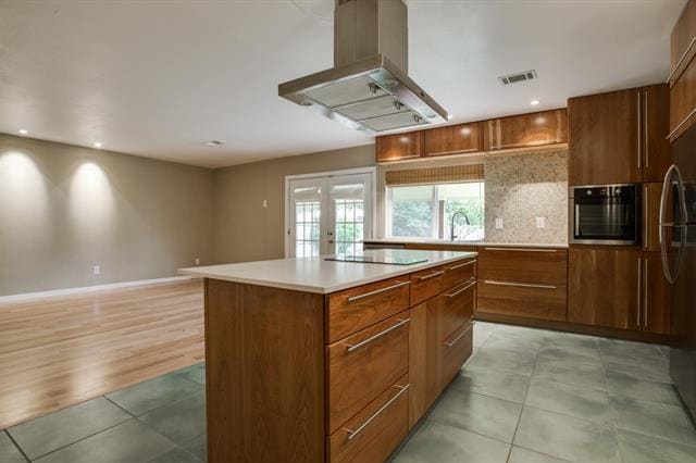 Photo - 2312 Versailles Dr