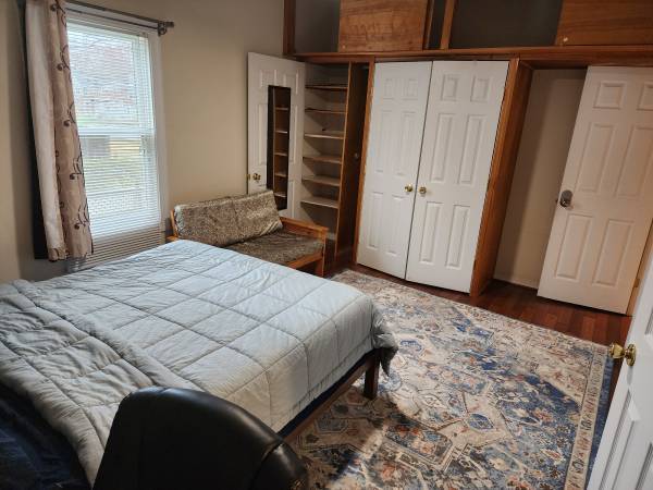 Photo - 4400 University Dr