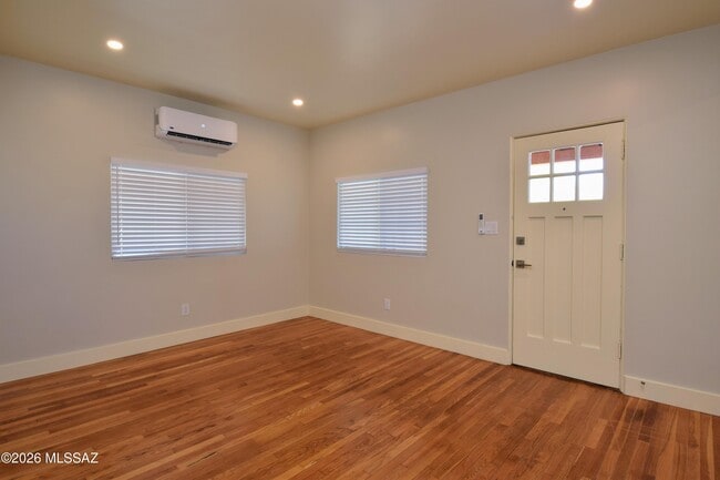 Photo - 130 N Cherry Ave