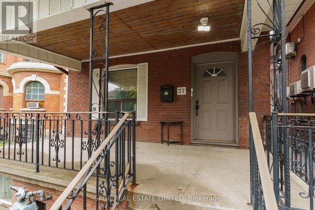 Photo - 37 Rusholme Rd