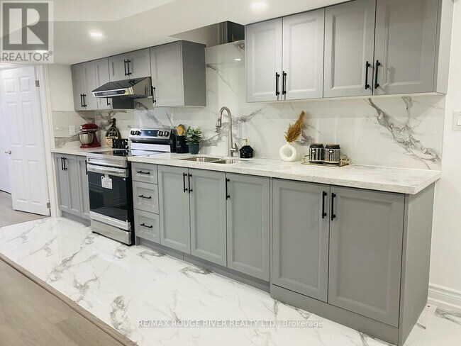 Photo - 8 Wimbledon Ct