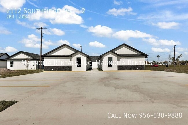 Building Photo - 2112 Southridge Ave Unit 2