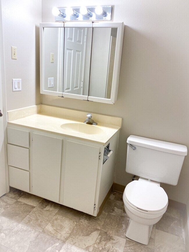 Photo - 1015 Nandina St Unidad #1