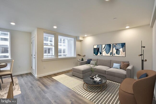 Photo - 1500 N Randolph St Unit 6